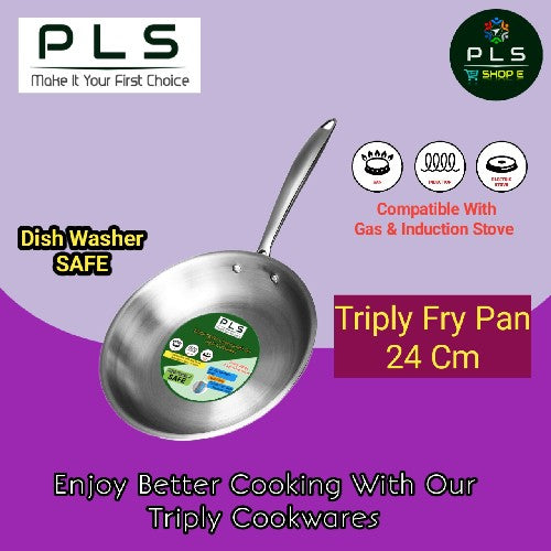 Omelette Cooking in PLS Triply Fry Pan